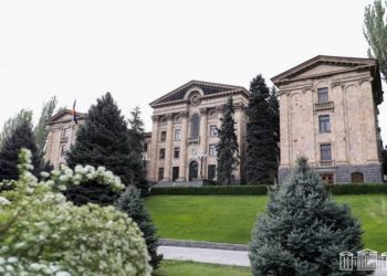 Будет созвано внеочередное заседание НС