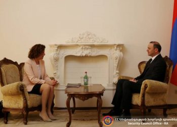 Секретарь Совбеза Армении и замглавы МИД Болгарии обсудили перспективы сотрудничества в различных сферах