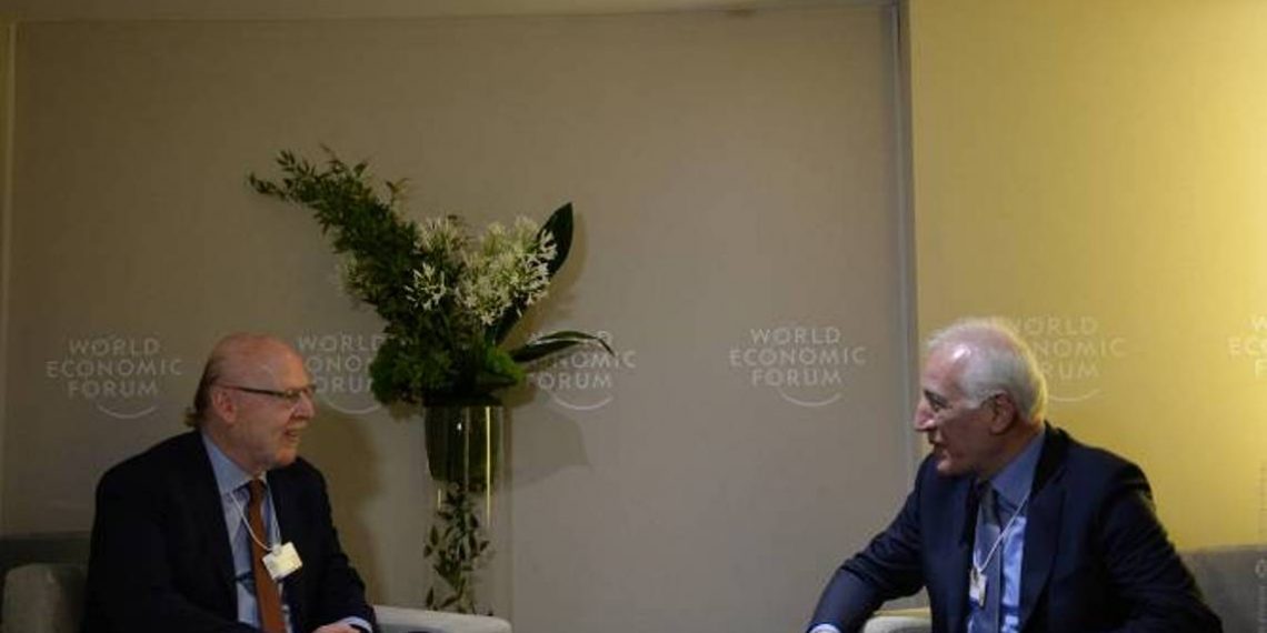 Ваагн Хачатурян в Давосе провел ряд встреч и представил программы развития Армении