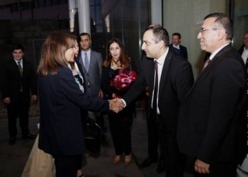 В Ереван с официальным визитом прибыла мэр Парижа Анн Идальго