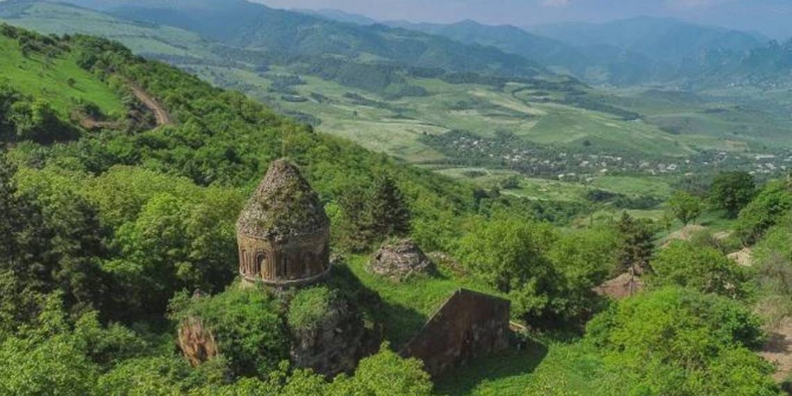 800-летие основания монастырского комплекса Хоранашат отметили святой литургией