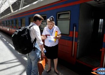 Южно-Кавказская железная дорога начинает перевозки по маршруту Ереван-Батуми- Ереван