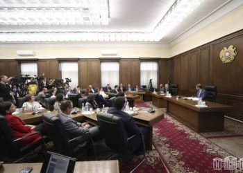 Никол Пашинян считает нынешнюю экономическую ситуацию оптимистичной