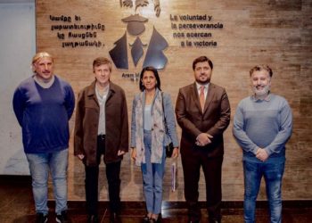 Армянская Аргентина — теплая и гостеприимная: директор «Арменпресс» посетила общинные структуры и СМИ