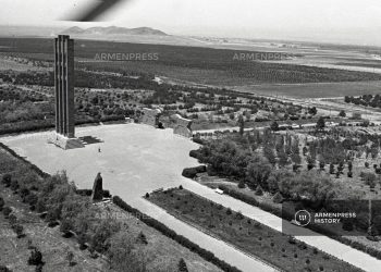 Армения отмечает 104-летие основания Первой Республики