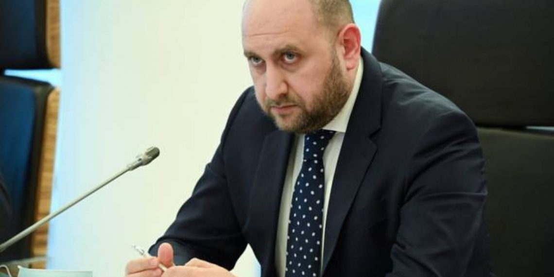 Финансовый регулятор не намерен искусственно обесценивать армянский драм