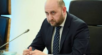 Финансовый регулятор не намерен искусственно обесценивать армянский драм