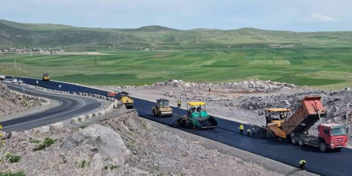 Представители Азиатского банка развития ознакомились с работами дорожного коридора Север-Юг