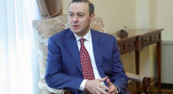 Любое напряжение на армяно-азербайджанской границе негативно влияет на все процессы: секретарь СБ Армении