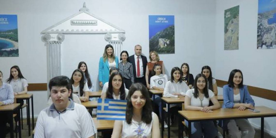 Придаем важность сотрудничеству: Жанна Андреасян и София Захараки посетили Армяно-греческий государственный колледж