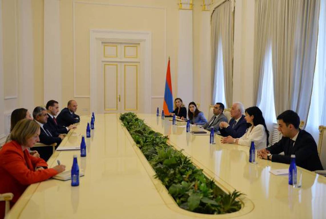 Президент Армении принял генерального секретаря ВТО ООН Зураба Пололикашвили