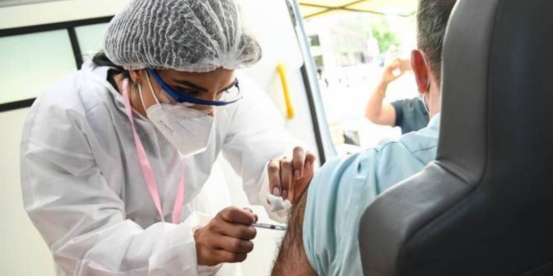 В Армении полную вакцинацию от Армении полную вакцинацию 1 млн 8 404 человек