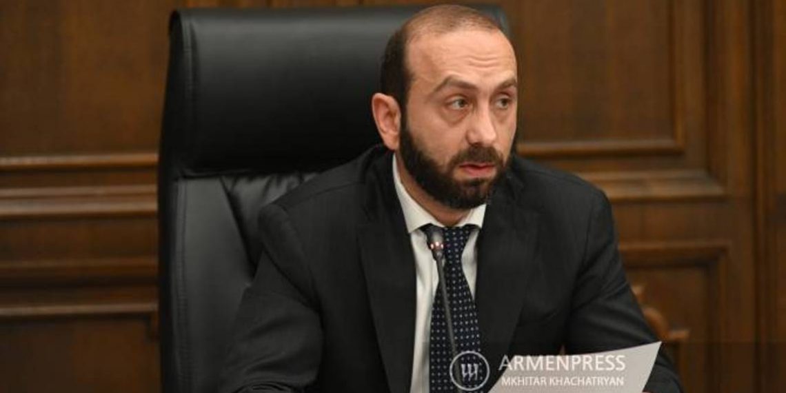 Разблокируемые дороги будут действовать под суверенитетом стран, через территорию которых они проходят: Мирзоян