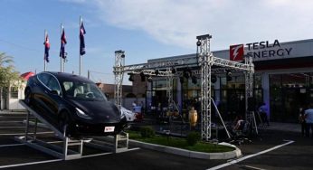 В Армении открылся специализированный салон электромобилей «Тесла»