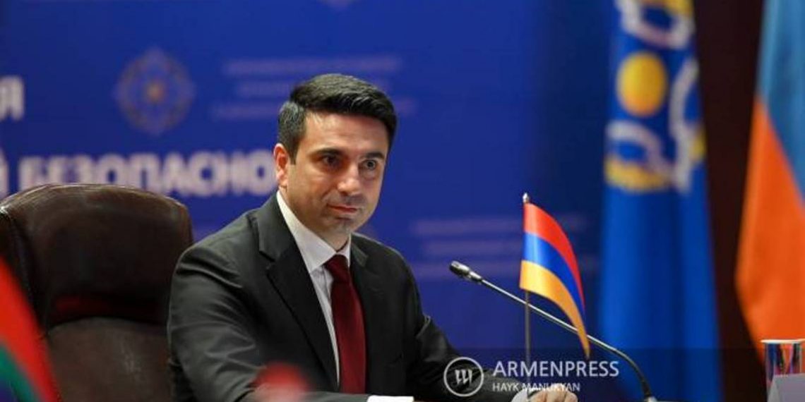 Призываем руководство Азербайджана не торпедировать своей воинственной риторикой шаги по установлению мира: Симонян