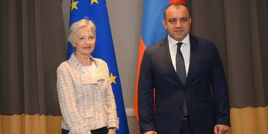 Председатель Конституционного суда Армении Арман Диланян встретился с председателем Венецианской комиссии