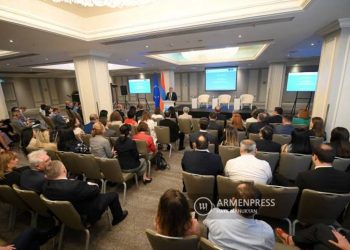 Председатель Конституционного суда Армении отметил важность развития сотрудничества с Венецианской комиссией