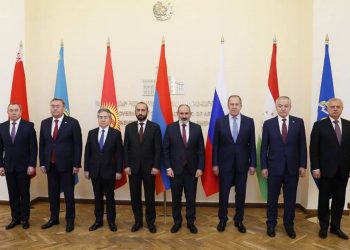 В контексте урегулирования нагорно-карабахской проблемы ключевым является вопрос статуса Нагорного Карабаха: Пашинян