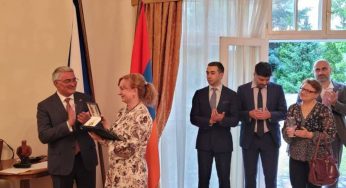 Чешским парламентариям вручены государственные награды Республики Армения