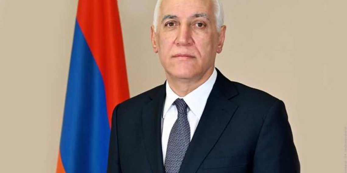 Президент Армении направил письмо соболезнования в связи с кончиной Рафаэля Котанджяна