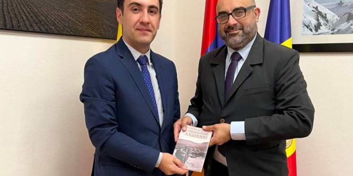 В Испании вышла первая документальная книга о Геноциде армян