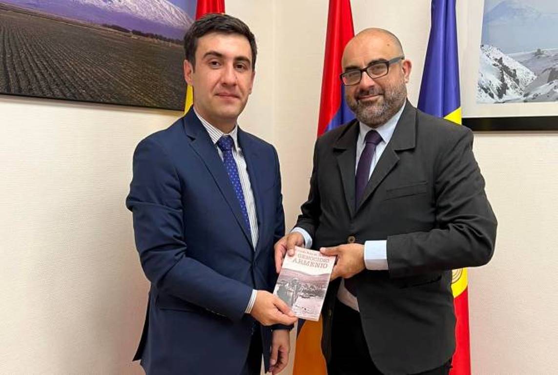 В Испании вышла первая документальная книга о Геноциде армян