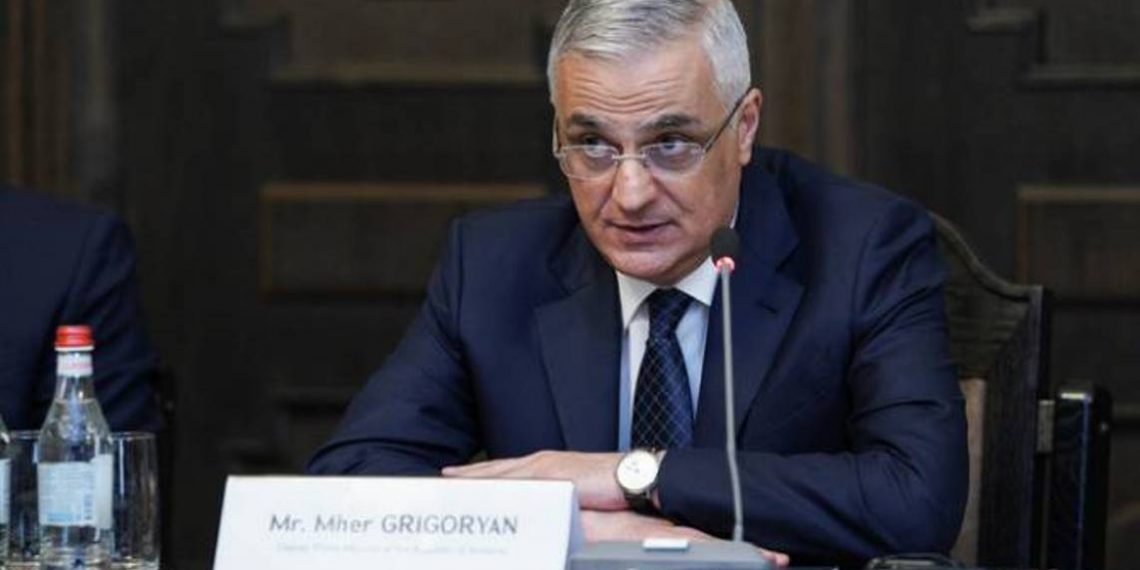 Вице-премьер РА и посол ЕС обсудили программы, реализуемые в рамках Экономическо- инвестиционного плана ЕС