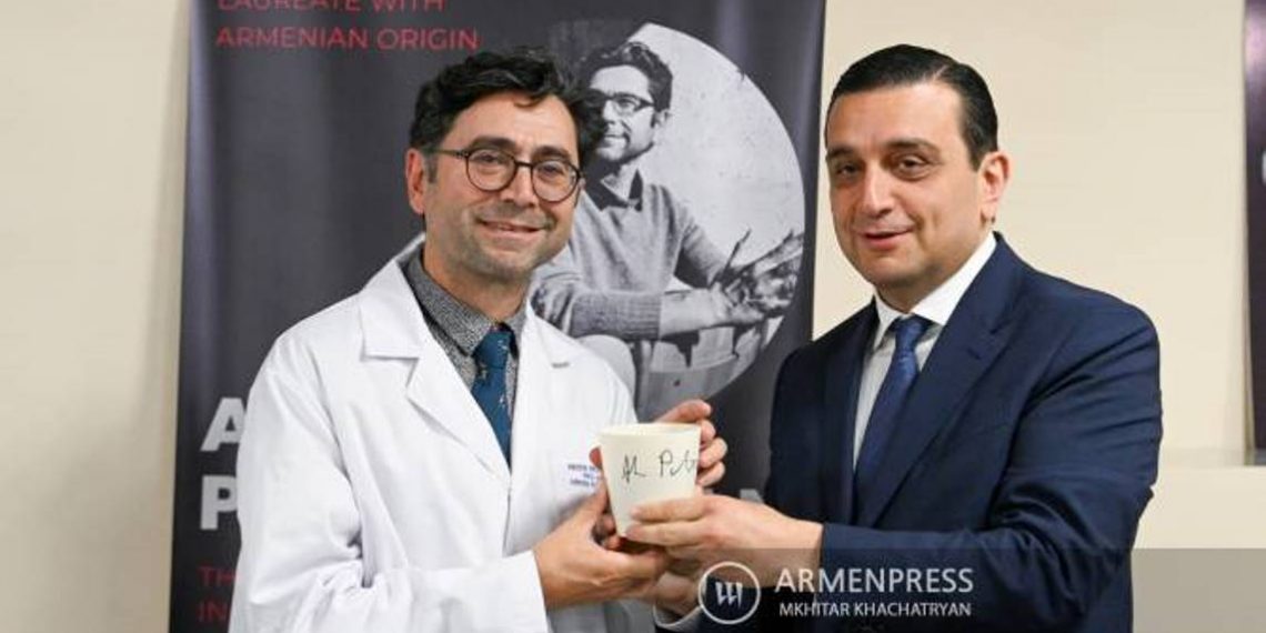 Одна из причин приезда в Армению — желание ознакомиться с достижениями в области науки: Артем Патапутян