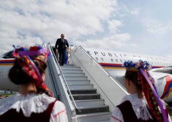 Премьер-министр Пашинян с рабочим визитом прибыл в Минск