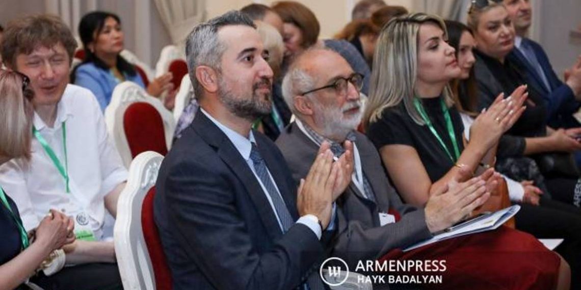 В Ереване проходят два международных семинара по сохранению культурного наследия