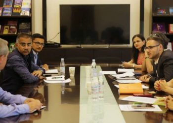 Замминистра ОНКС обсудил с послом Индии программу строительства в Гюмри выставочного зала-музея