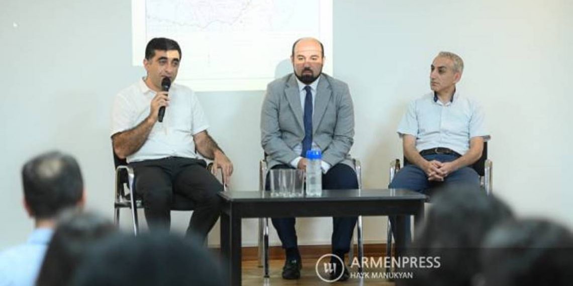 Сюник и Арцах 300 лет назад подняли флаг освобождения Армении: в Музее истории проходит республиканская конференция