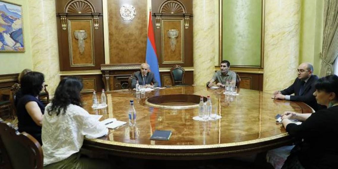 Советник премьер-министра Армении и глава ереванского офиса ВБ обсудили вопросы строительства водохранилищ