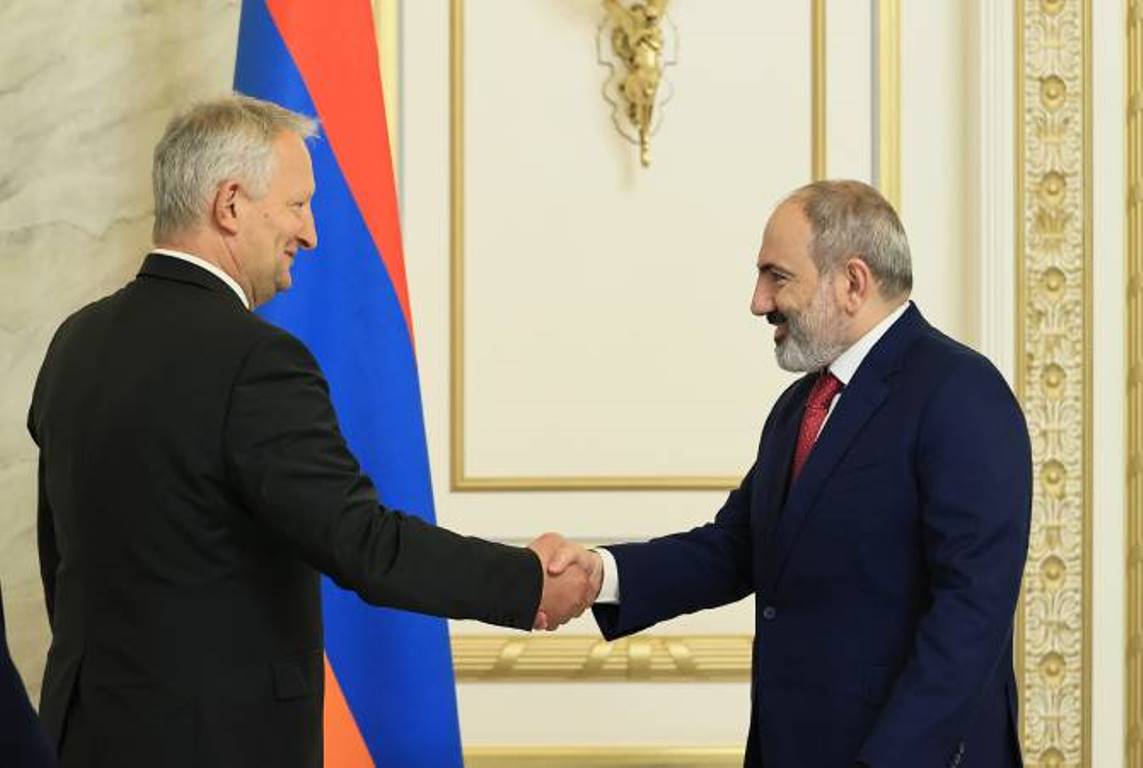 Премьер-министр Пашинян и посол Германии обсудили повестку армяно-германского сотрудничества
