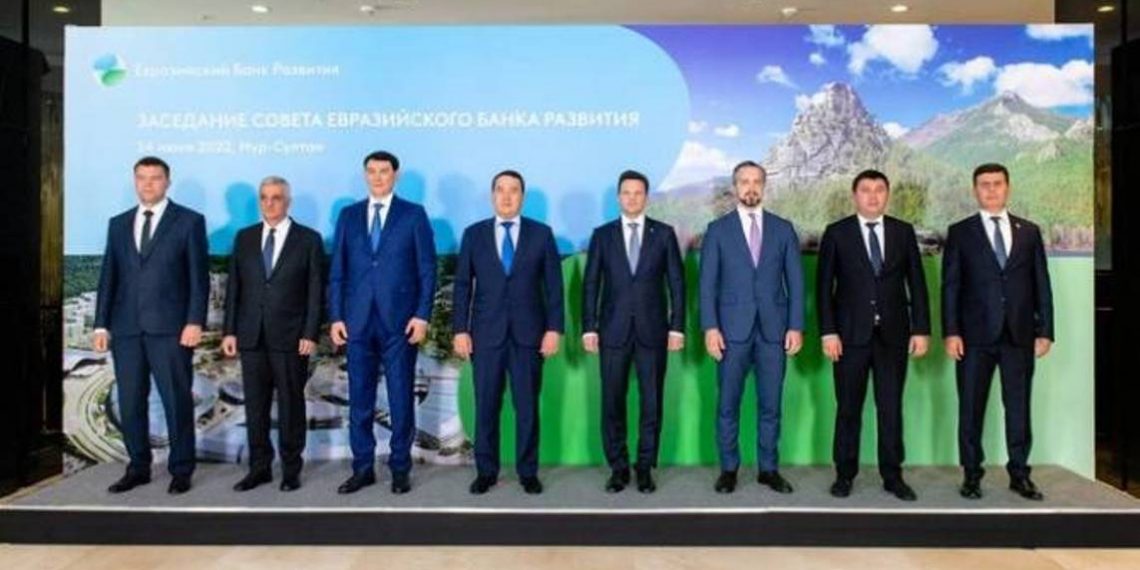 Вице-премьер Мгер Григорян принял участие в заседании Совета ЕАБР