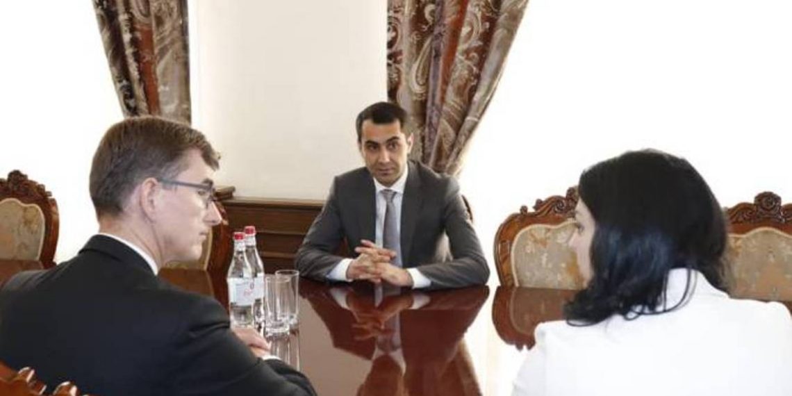 Губернатор Гегаркуника принял чрезвычайного и полномочного посла Королевства Нидерландов в Армении