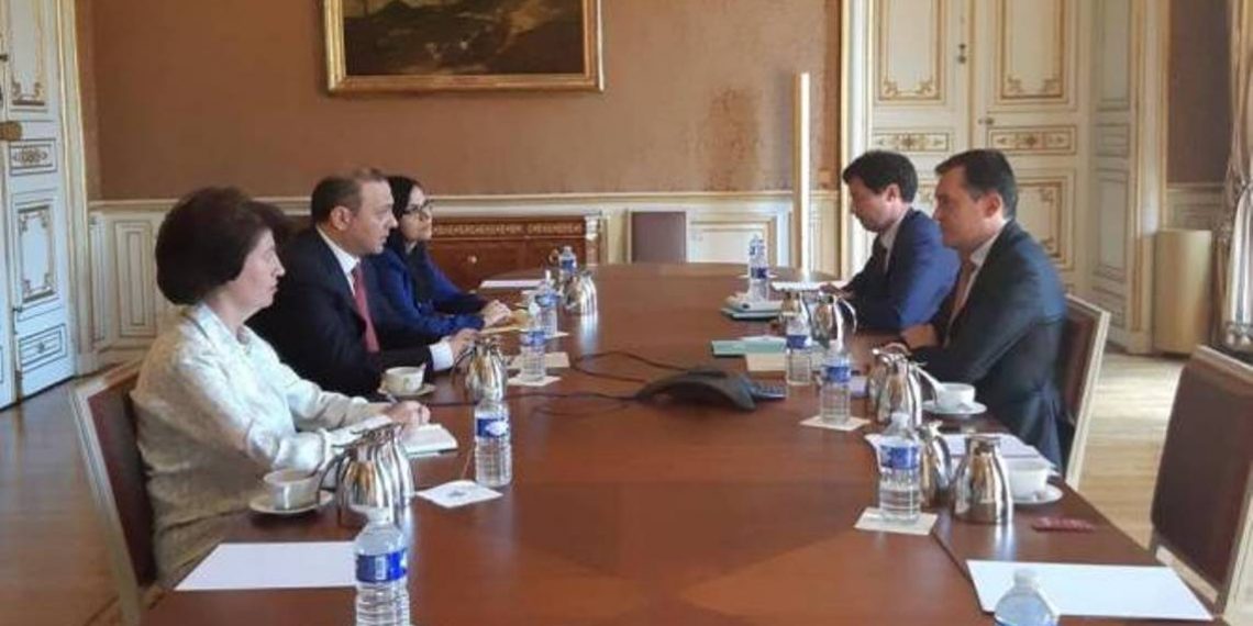 Секретарь Совета безопасности Армении встретился с французским сопредседателем Минской группы ОБСЕ