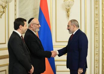 Премьер-министр Армении принял посла Израиля в Армении