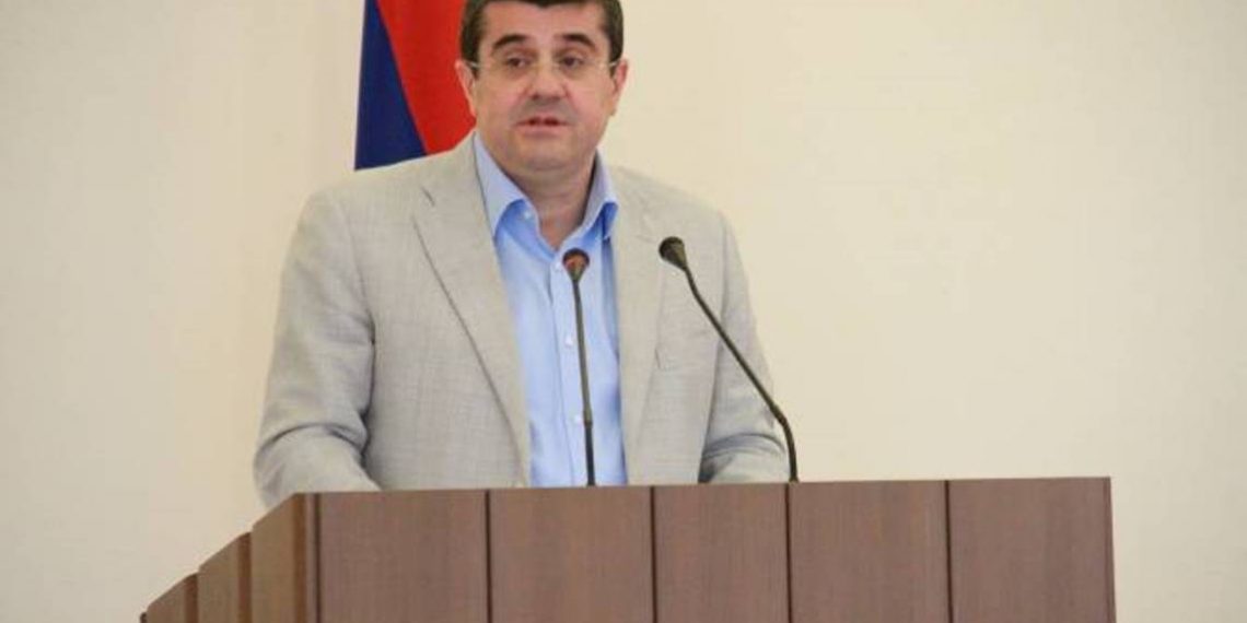 Президент Арцаха выступил с ежегодным посланием к Национальному собранию