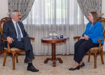 Мгер Григорян принял Линн Трейси