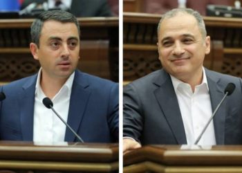 Парламент отстранил Ишхана Сагателяна с должности вице-спикера, Ваге Акопяна — с поста председателя комиссии