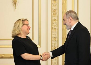 Премьер-министр Пашинян принял федерального министра экономического сотрудничества и развития Германии