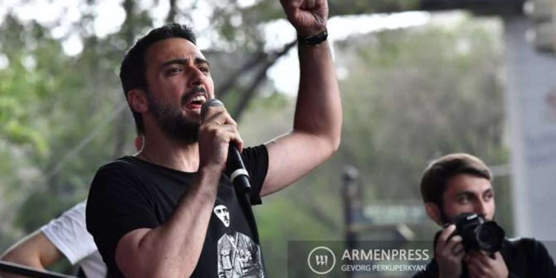 Движение «Сопротивление» пройдет маршем от Национального собрания к офису ЕС