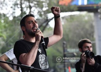 Движение «Сопротивление» пройдет маршем от Национального собрания к офису ЕС