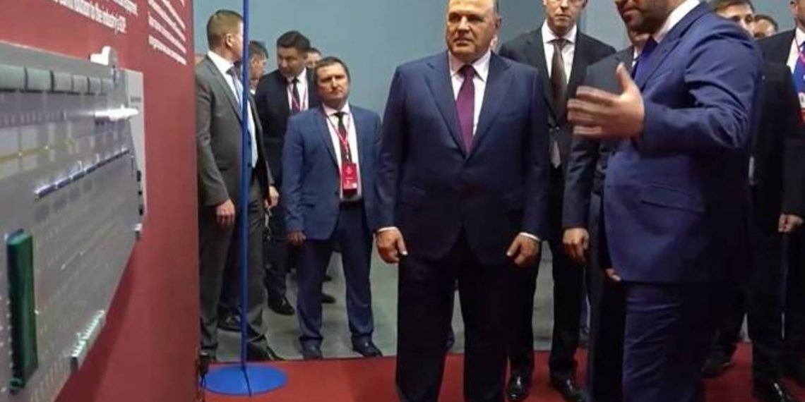 В рамках выставки “ИННОПРОМ” премьер-министр РФ ознакомился с павильоном Армении