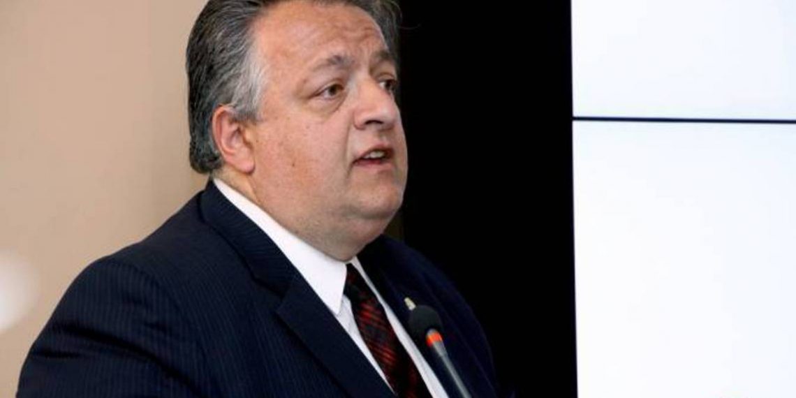 Звание почетного доктора ЕГУ — Нубару Афеяну