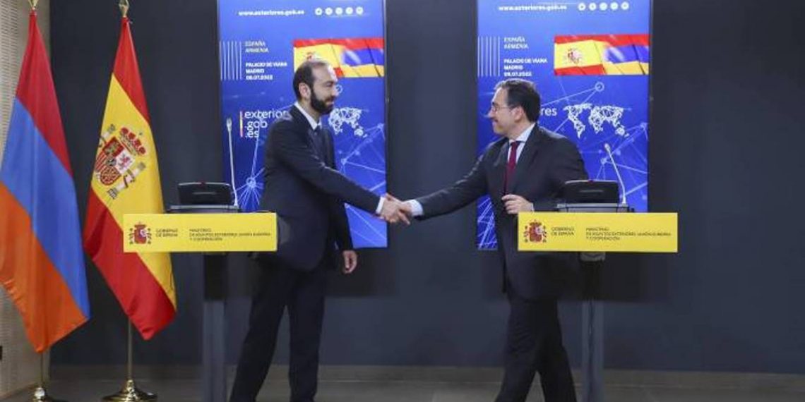 Запуск первого армянского спутника является превосходным результатом армяно- испанской совместной работы: глава МИД