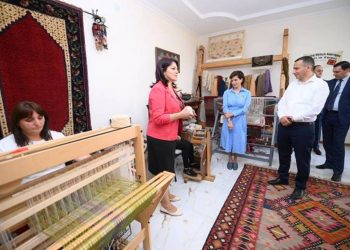 Супруга премьер-министра Армении в Горисе посетила фонд «Женский ресурсный центр»