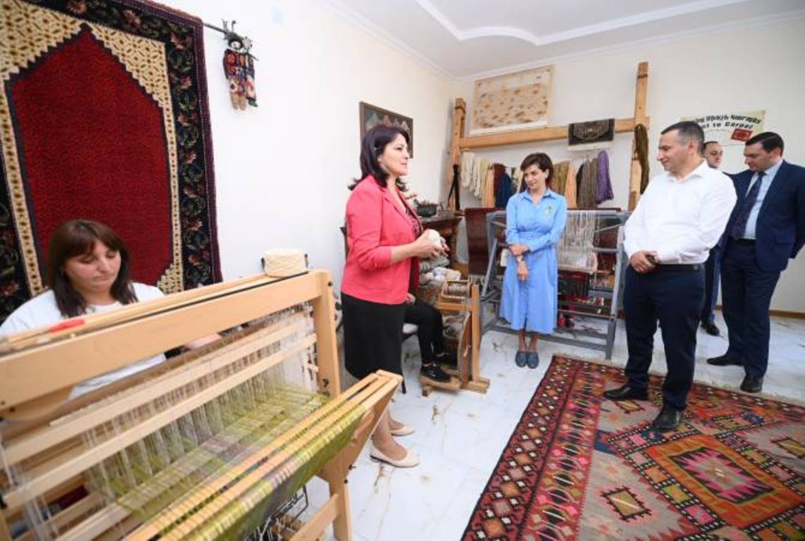 Супруга премьер-министра Армении в Горисе посетила фонд «Женский ресурсный центр»