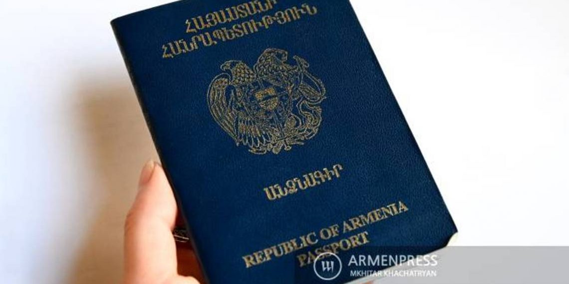 Число претендентов на получение гражданства Армении достигло огромных объемов: заместитель начальника полиции